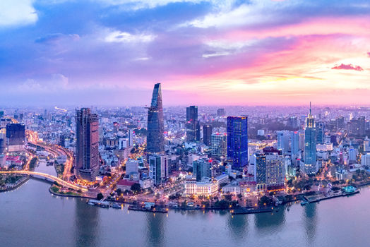 Vietnam’s 30 years of renovation policy spur economic and market